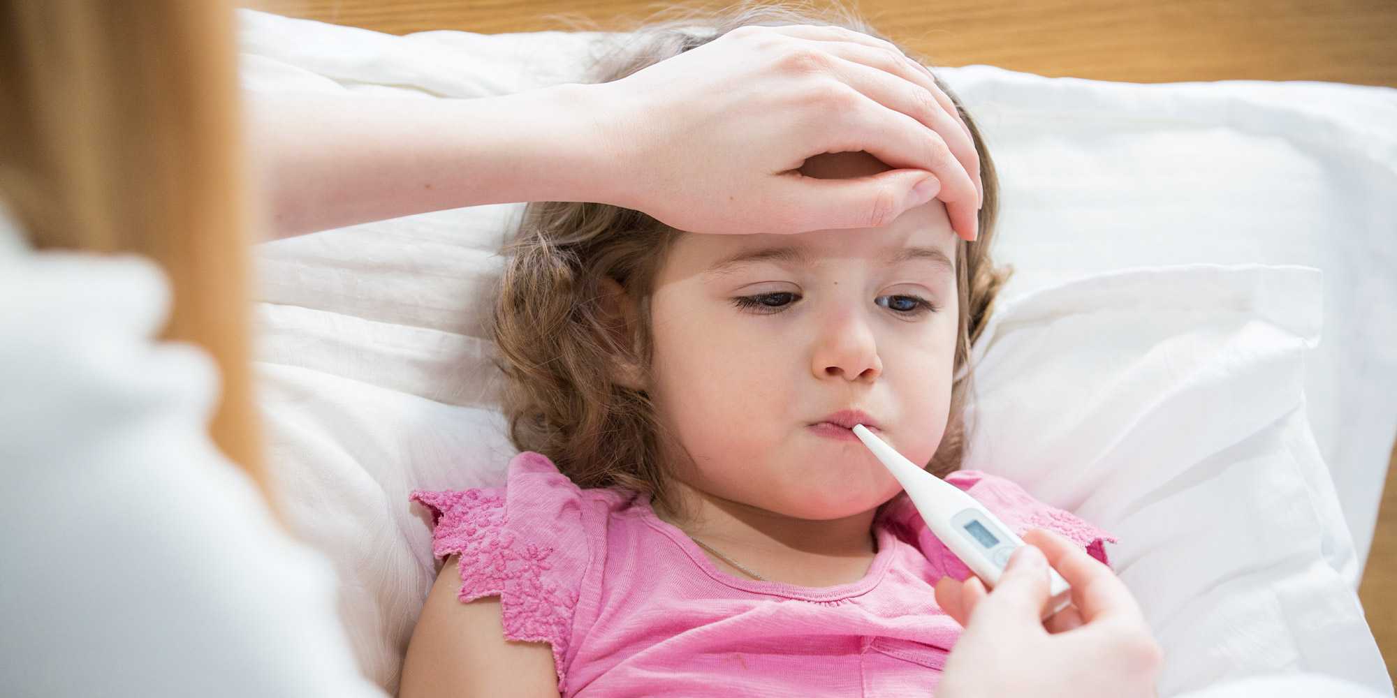 Señales para saber si un bebé tiene fiebre